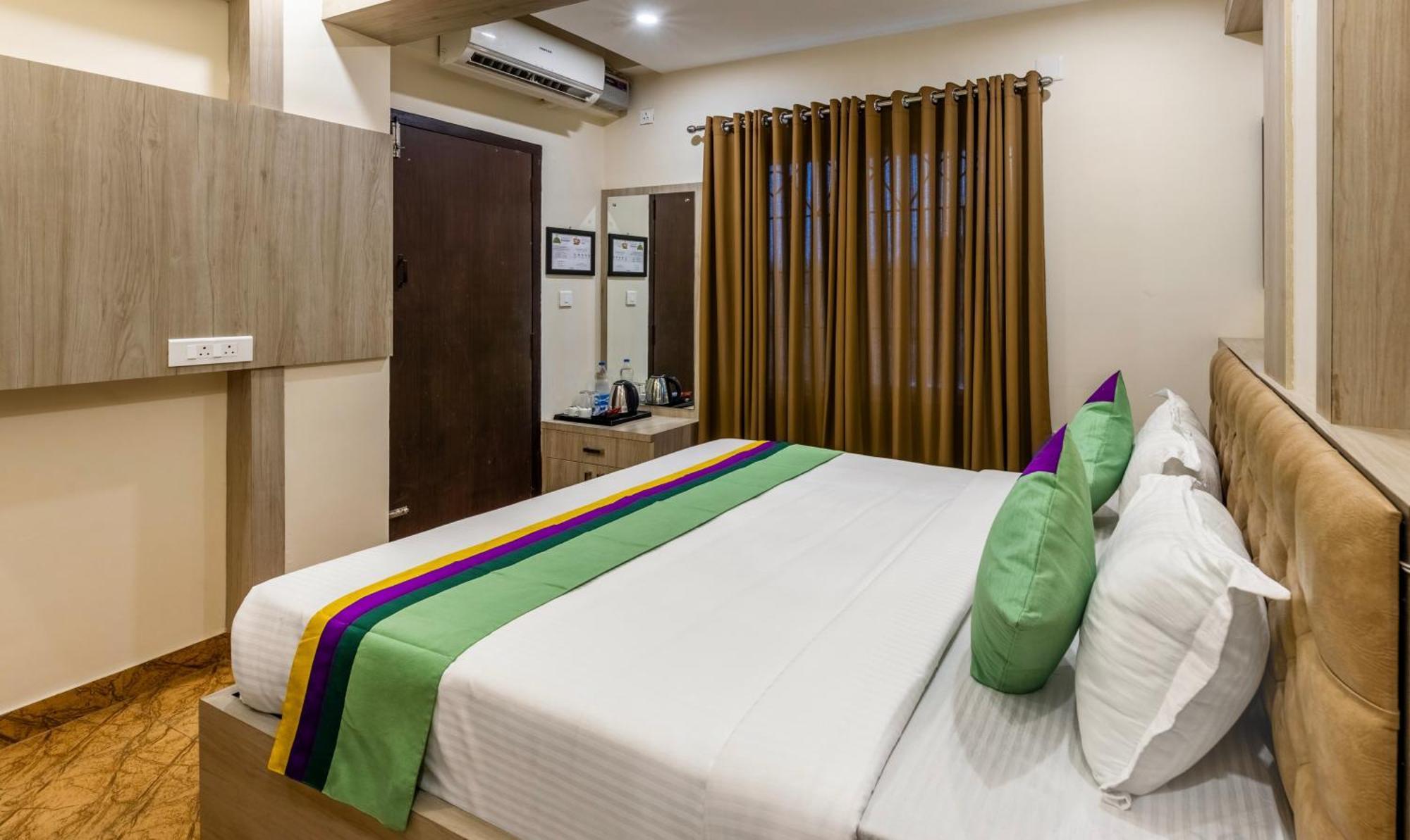 Treebo Sky City Grand, 5 Min From Mangalore Airport Exteriör bild